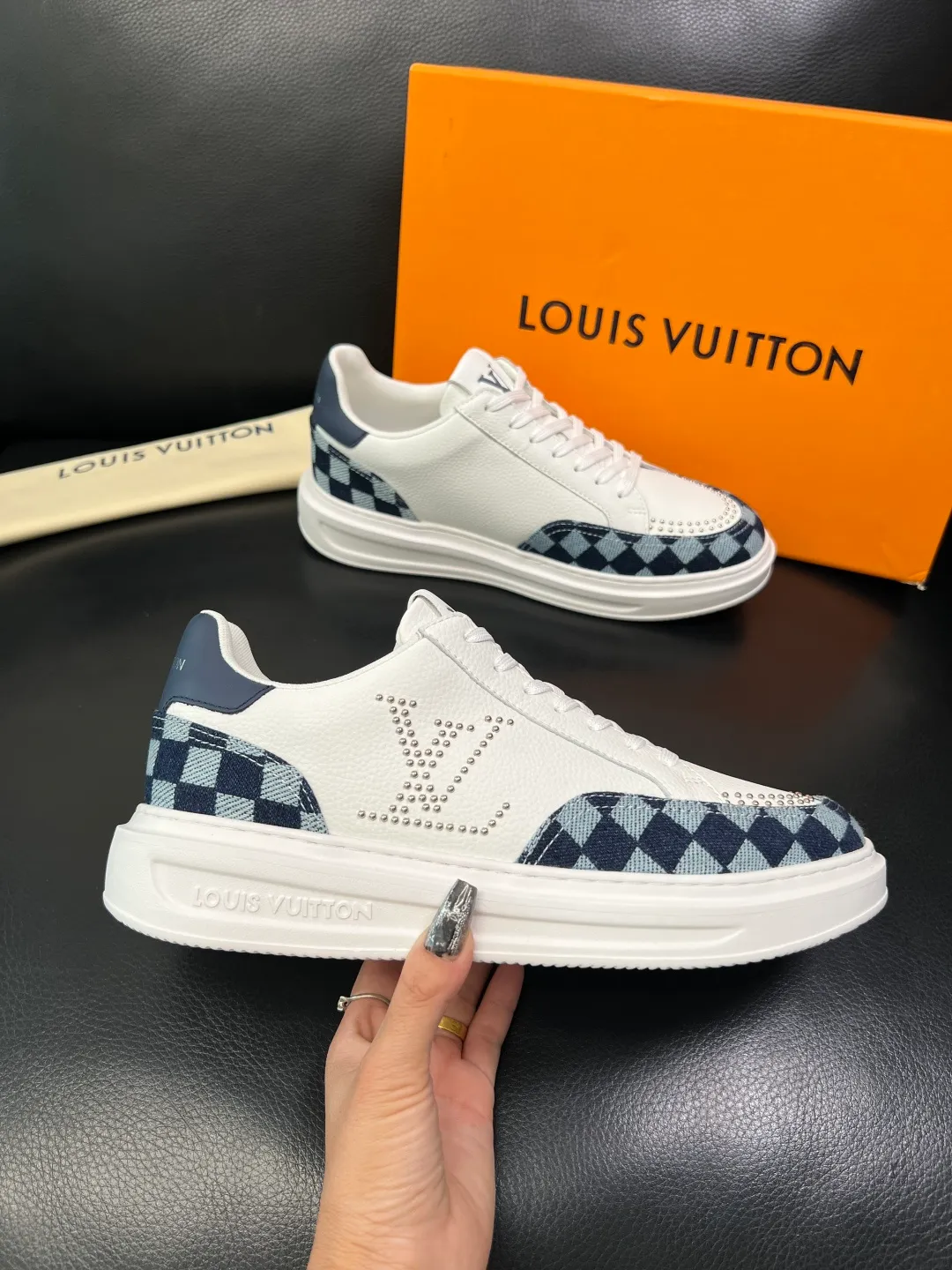 Men's shoes 💰740 Lv high quality top crafts Louis Vuitton, sports sneakers counter synchronization, uppers imported from Italy, high quality splicing colorful complex crafts, imported cowhide lining soft and comfortable, soles: original soles specially provided by the original factory, T men's shoes 💰U exclusive movable molded soles super comfortable, original factory single goods, code number 38-44 (customized 45)
